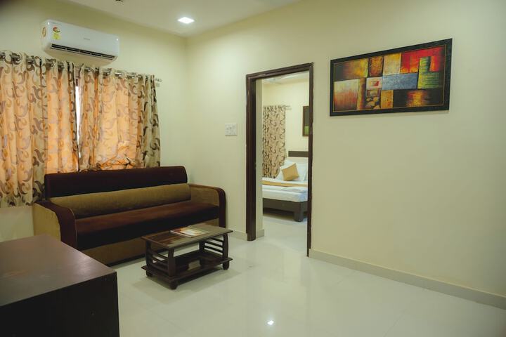 Room 16 of 33