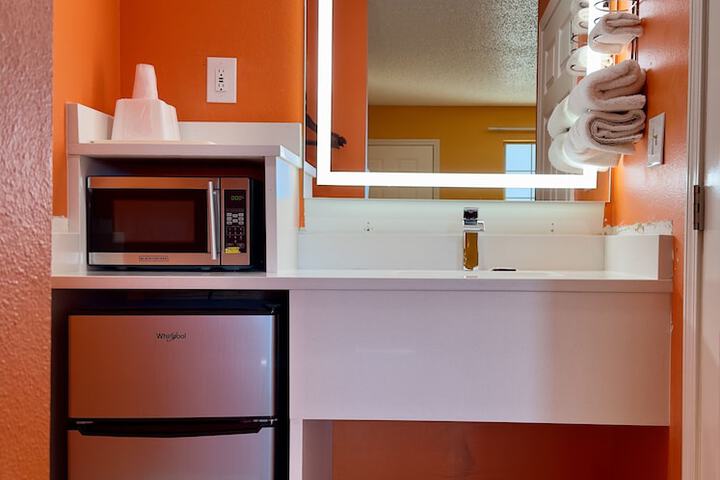 Single Room (2 of 8)