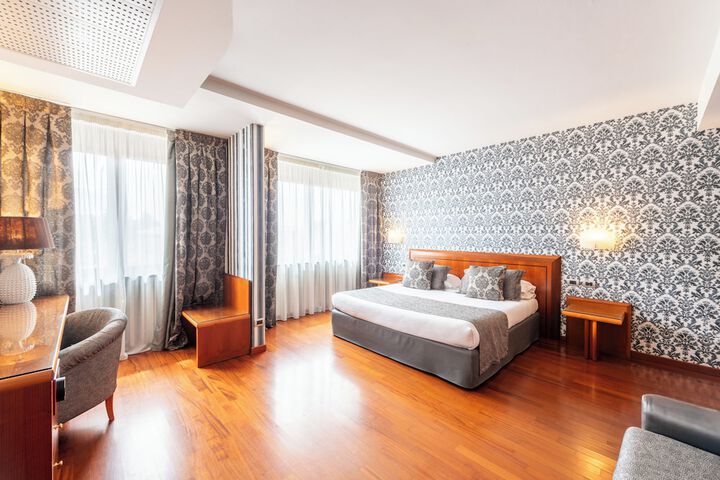 Room 10 of 58