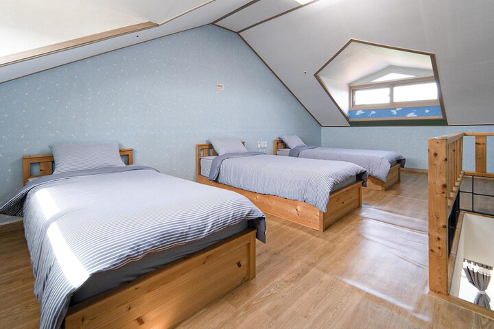 Room 30 of 56