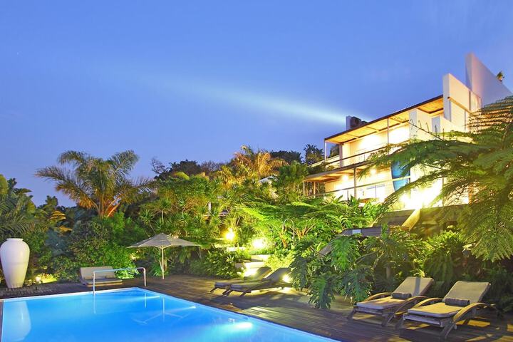 Pool 42 of 63