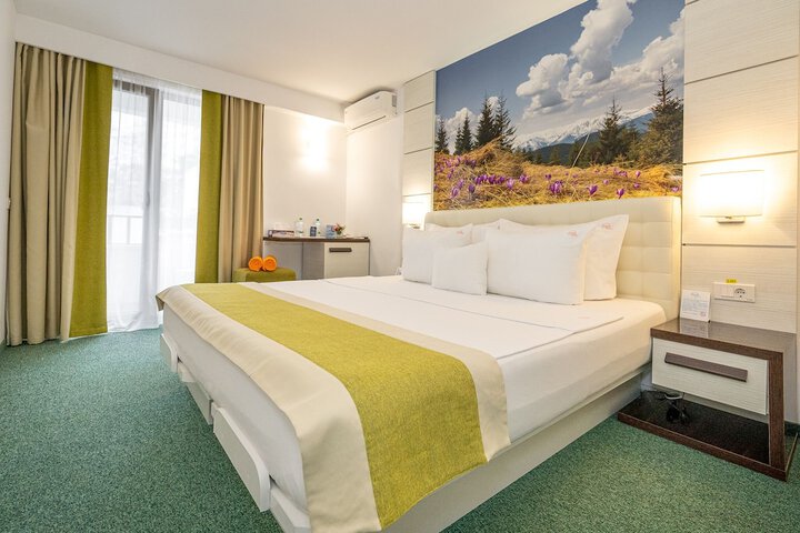 Room 20 of 95