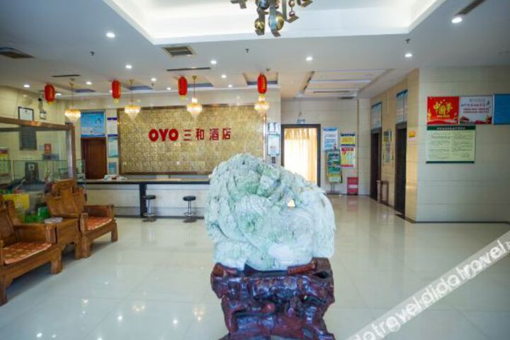 Hotel Interior 23 of 29