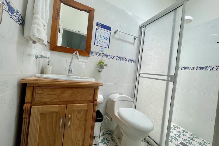 Room 102 of 141