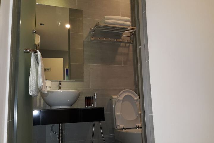 Clean Restrooms