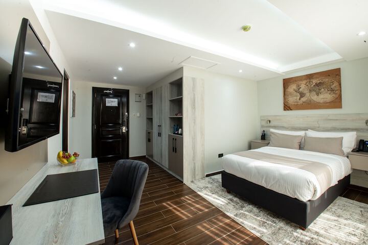 Room 10 of 47