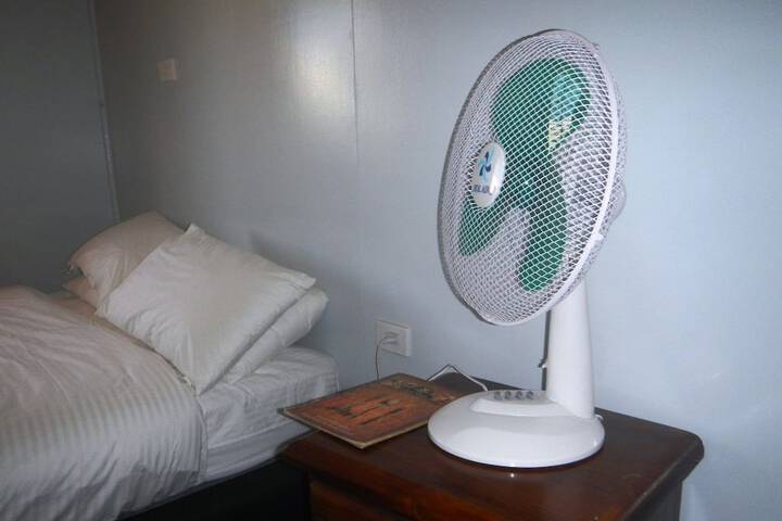 Room 19 of 80