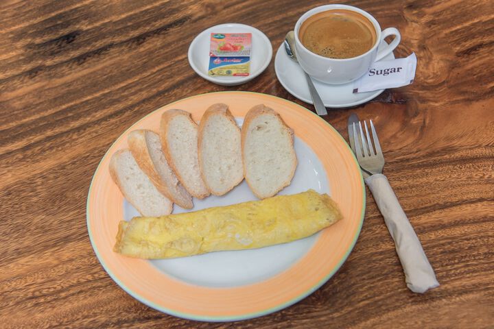Breakfast/Coffee Service 43 of 48