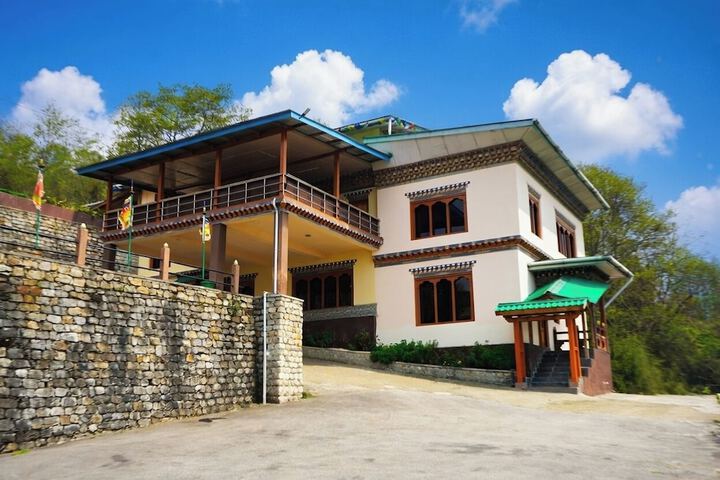 Hotel 8 of 9