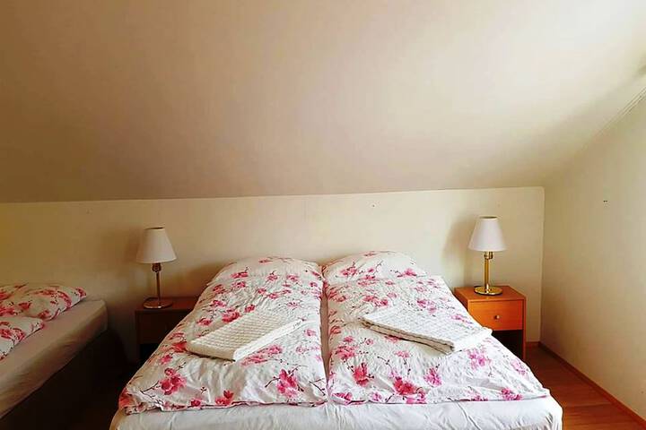 Room 5 of 52