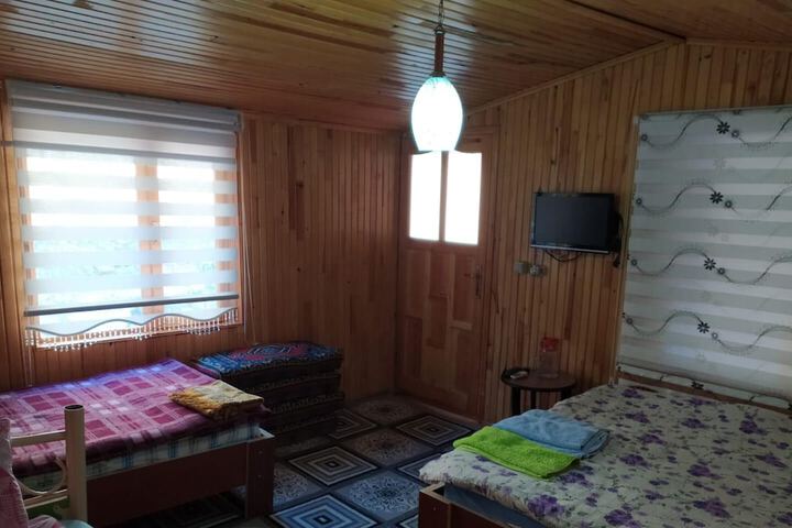 Room 11 of 26