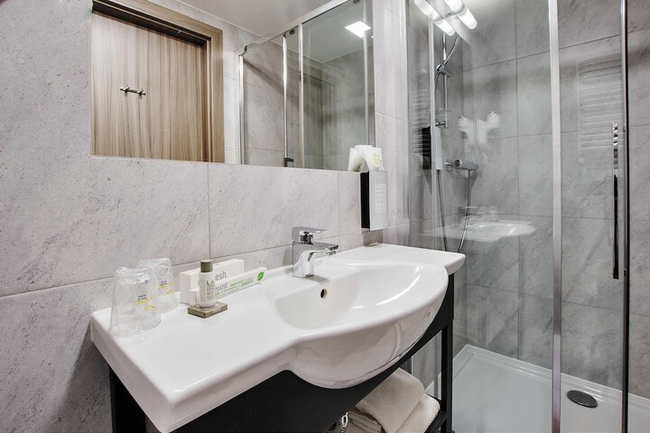 Bath Interior