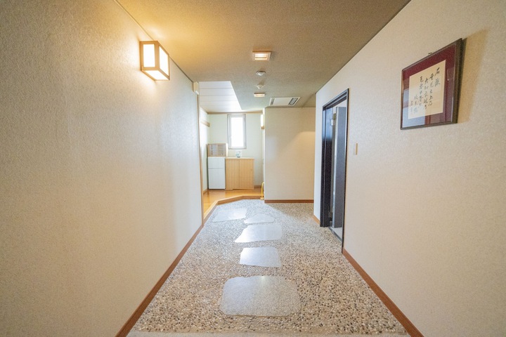 Room 23 of 60