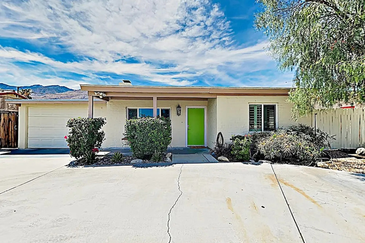 Photo of New Listing! Movie Colony Oasis W / Pool & Spa 3 Bedroom Home