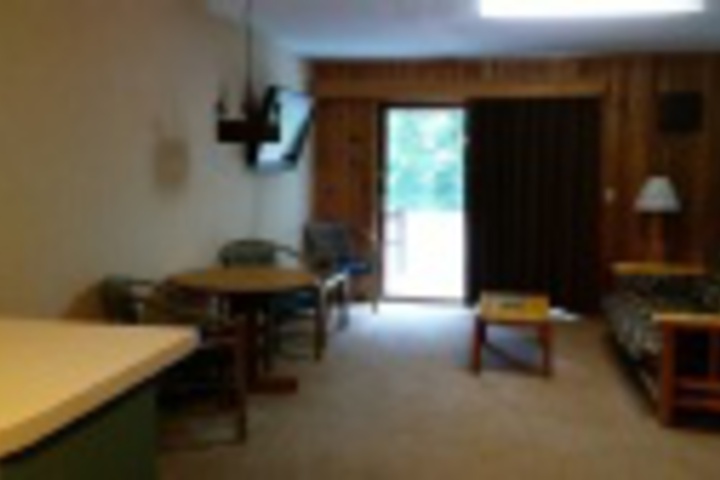 Room 185 of 348