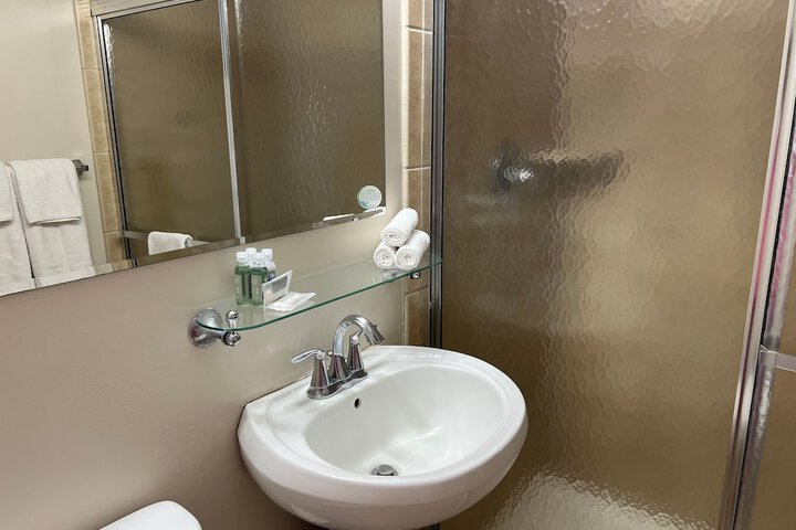 Room 50 of 71