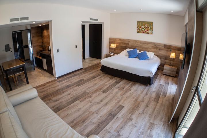 Room 3 of 31