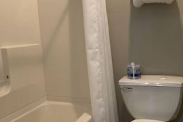 Room 115 of 141