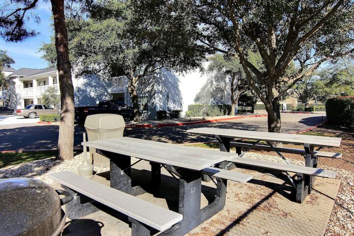 BBQ/picnic area