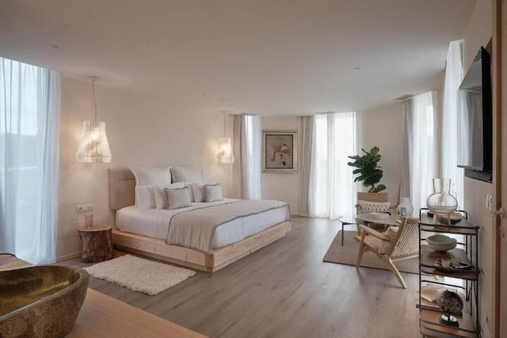 Room 3 of 15