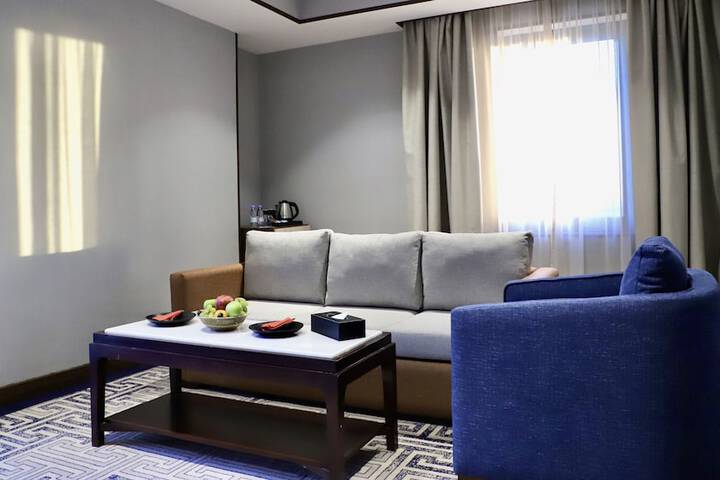 Room 7 of 82