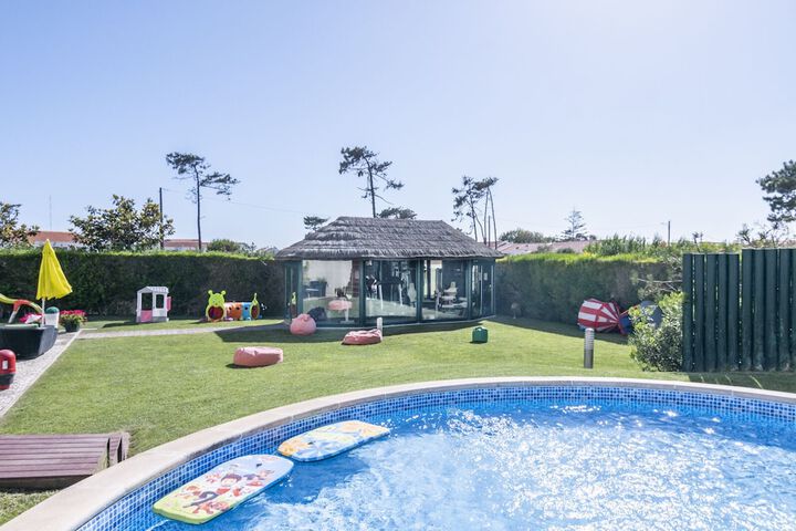 Pool 54 of 115