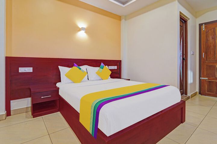 Room 8 of 20