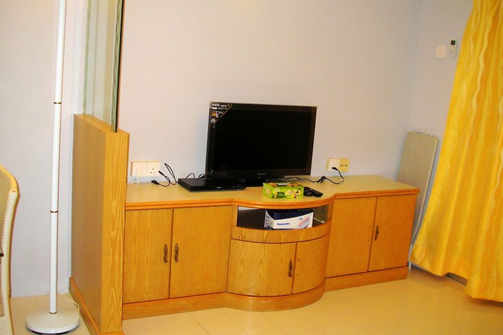Room 5 of 35
