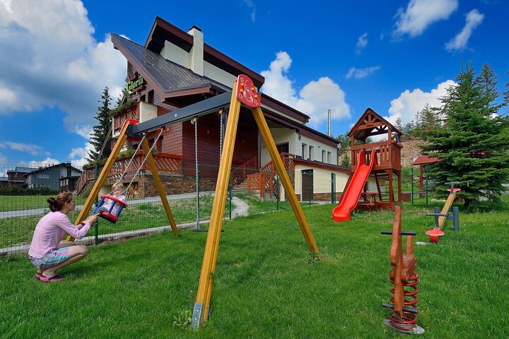 Children's play area - outdoor