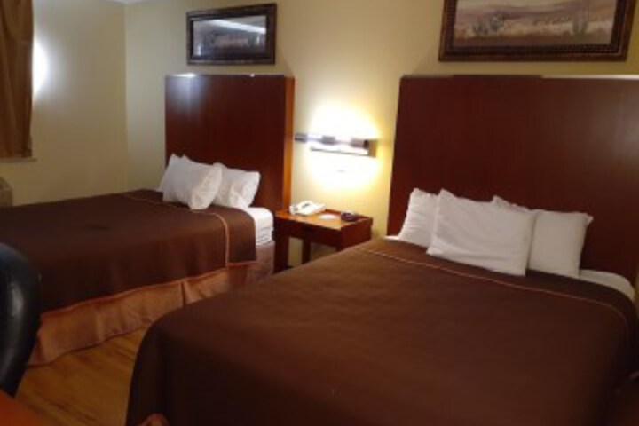 Room 6 of 36