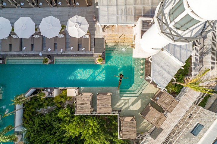 Pool 50 of 86