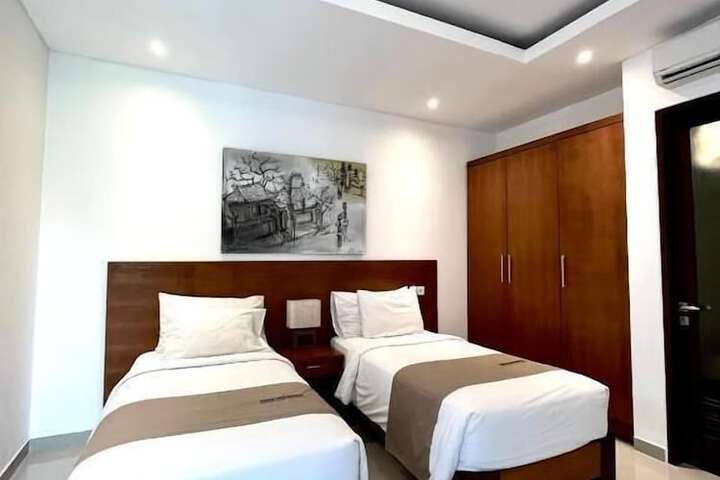 Room 17 of 78