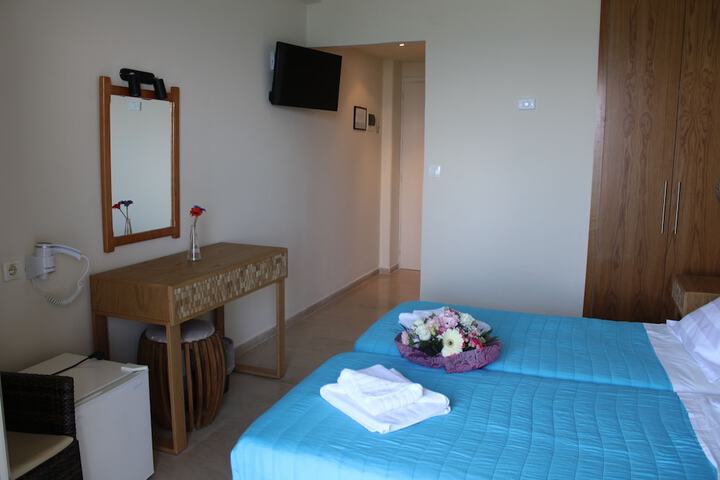 Room 14 of 67