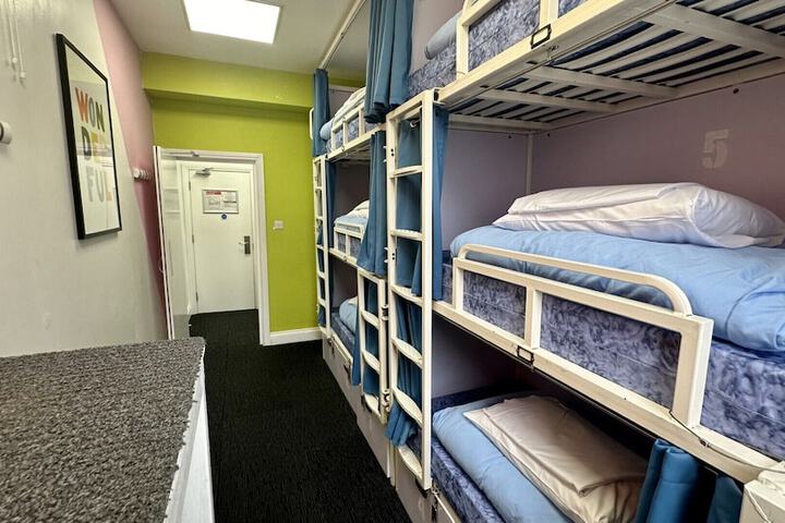 Room 25 of 55