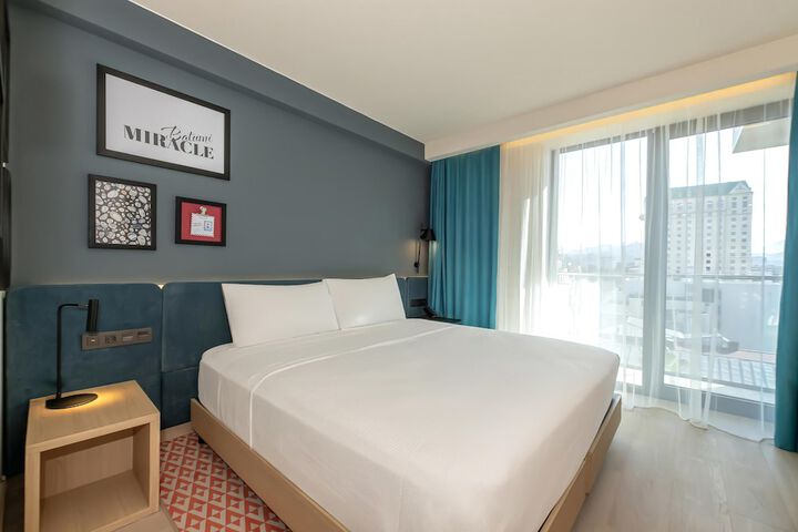 Room 16 of 54