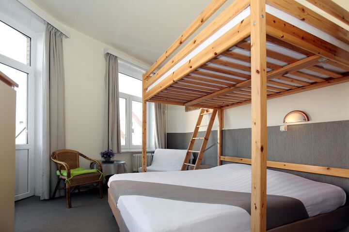 Room 14 of 52