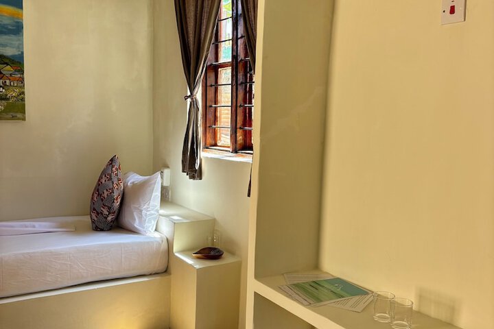 Room 4 of 51