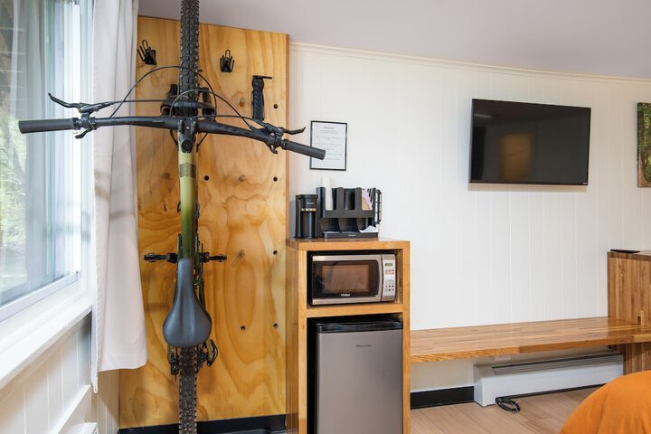 Room 2 of 46