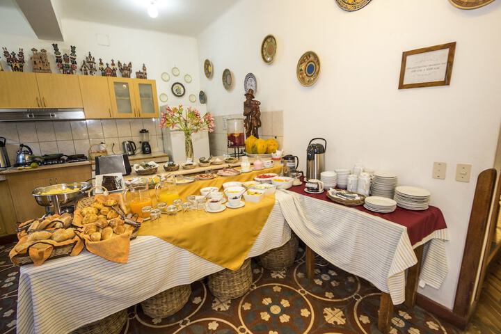 Breakfast/Coffee Service 29 of 52