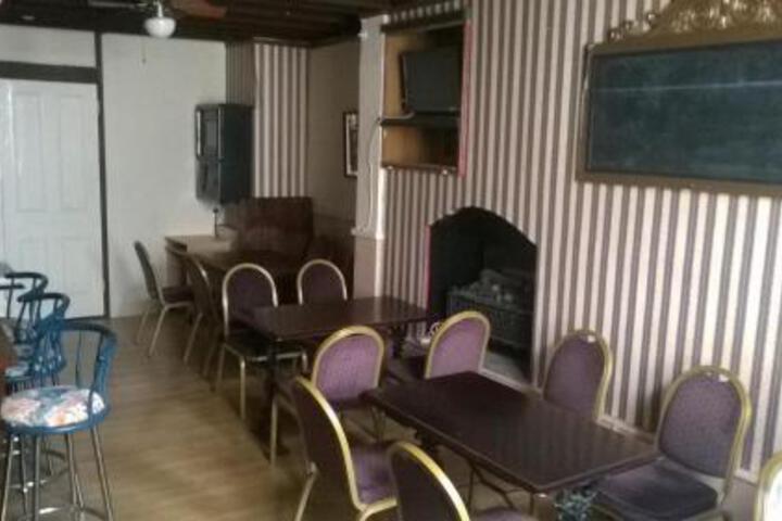 WINDSOR HOTEL