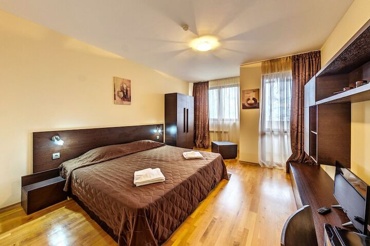 Room 19 of 68
