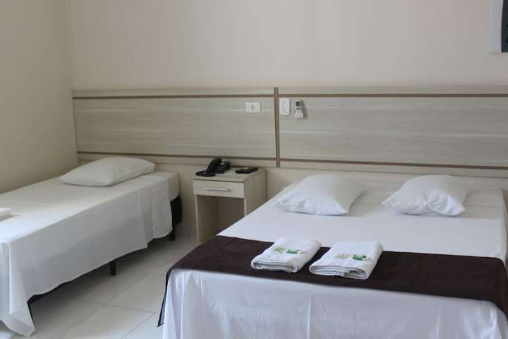 Room 6 of 37