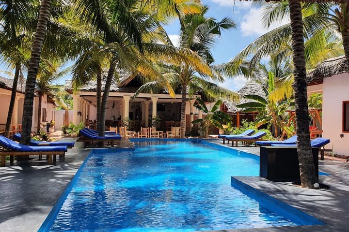 little pompeii boutique hotel - adults only