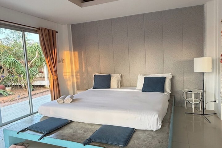 Room 28 of 75