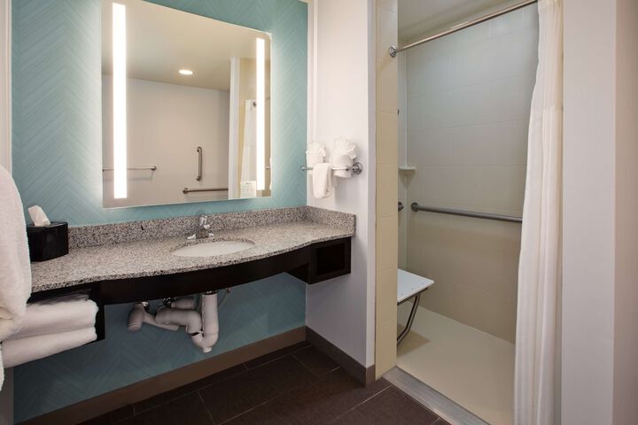 Bathroom shower
