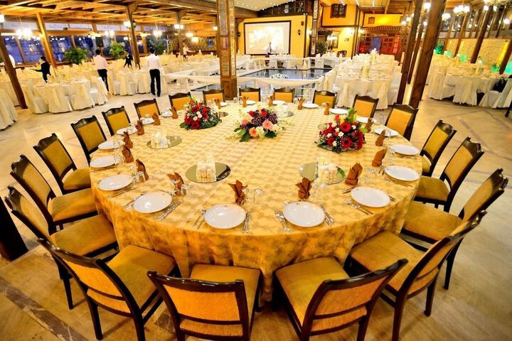 Dining Photos