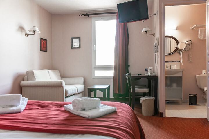 Room 21 of 47