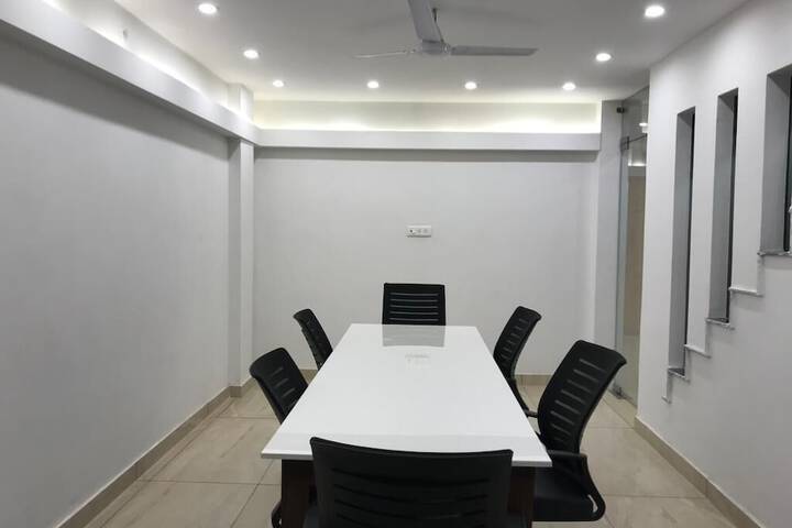 Business Center 12 of 19