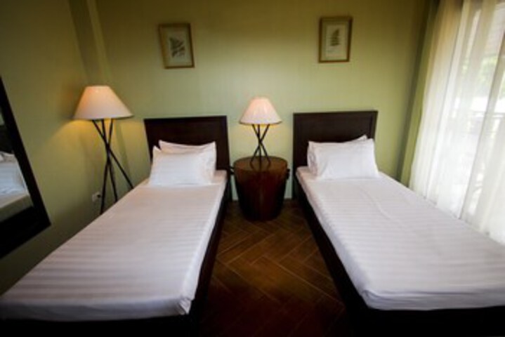 Room 21 of 35