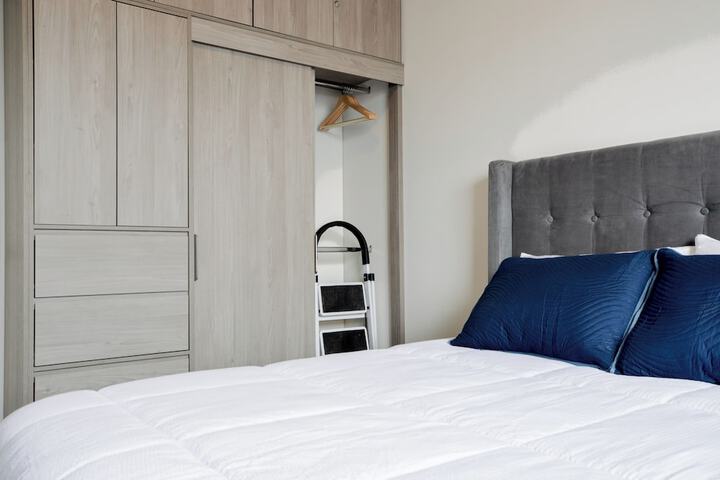 Room 15 of 254